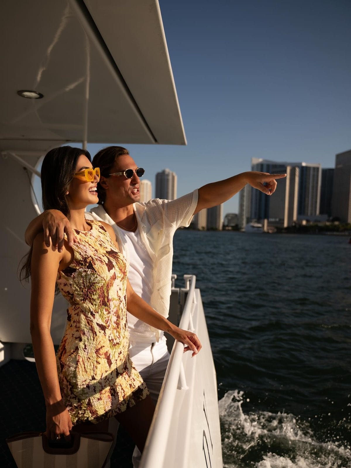  Bayside Marketplace Shopping & Entertainment