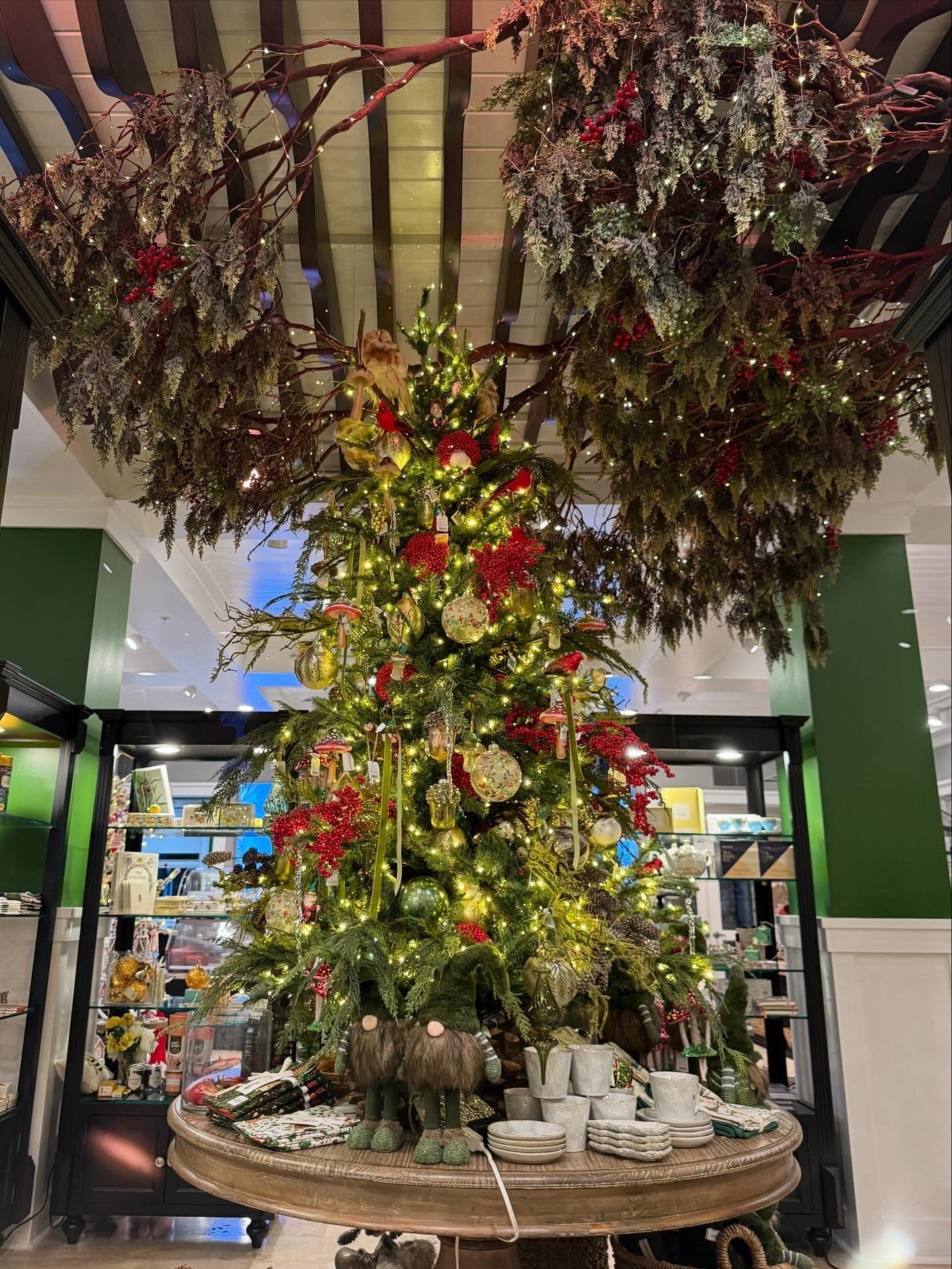 holiday lights in Miami 2025