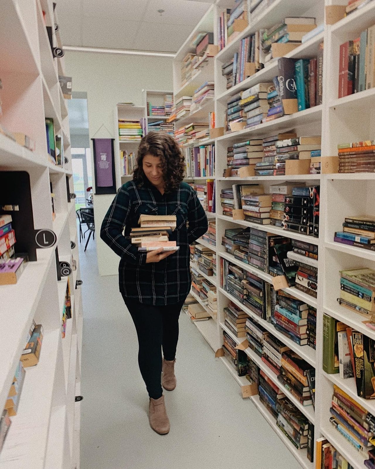 Kendall Book Exchange, Best Bookstores In Miami