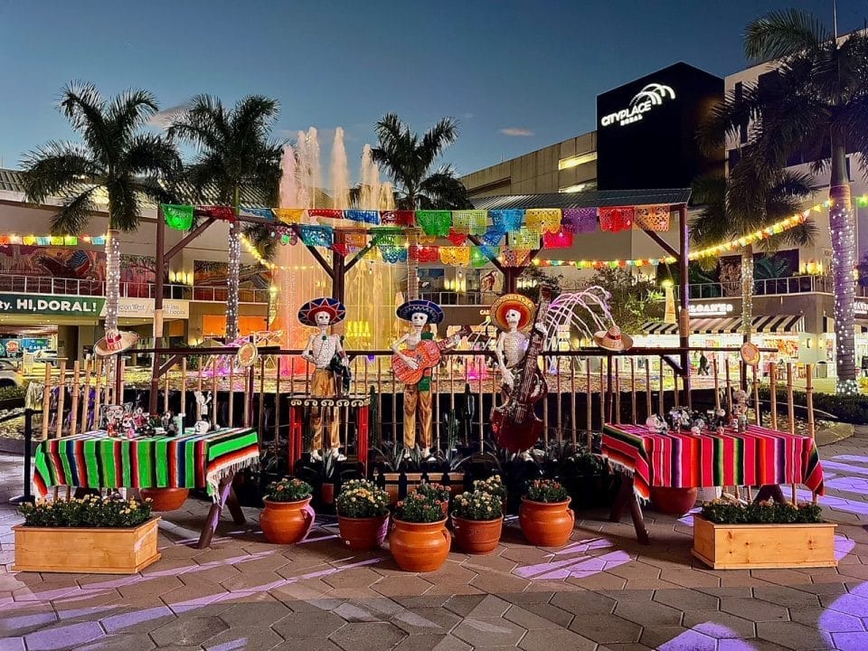 Holiday Market at CityPlace Doral, Markets